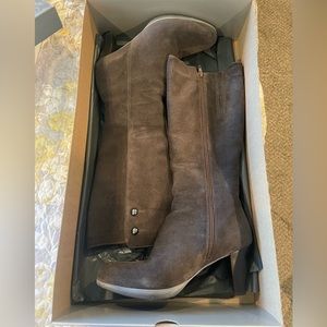 La Canadienne Knee Boots